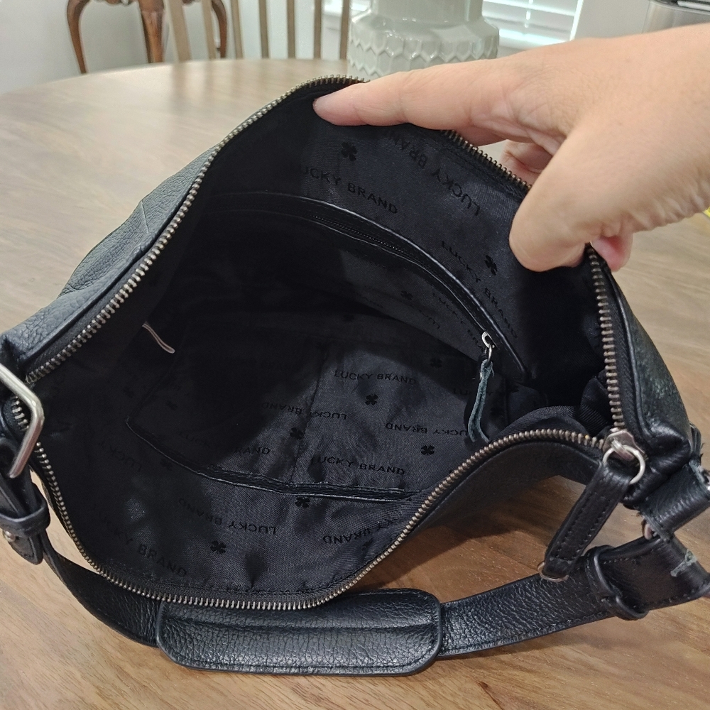 Stylish Lucky Brand Black Pebble Leather Hobo Purse W/ Silver Accents. Great Bag - Picture 11 of 15